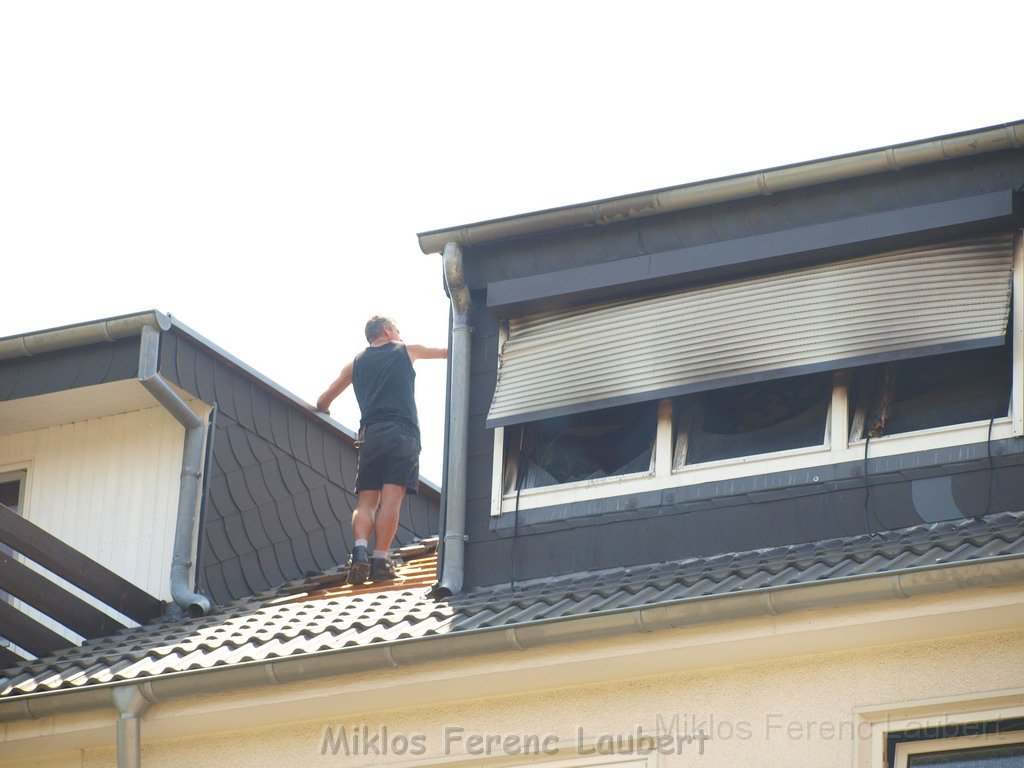 Mark Medlock s Dachwohnung ausgebrannt Koeln Porz Wahn Rolandstr P80.JPG